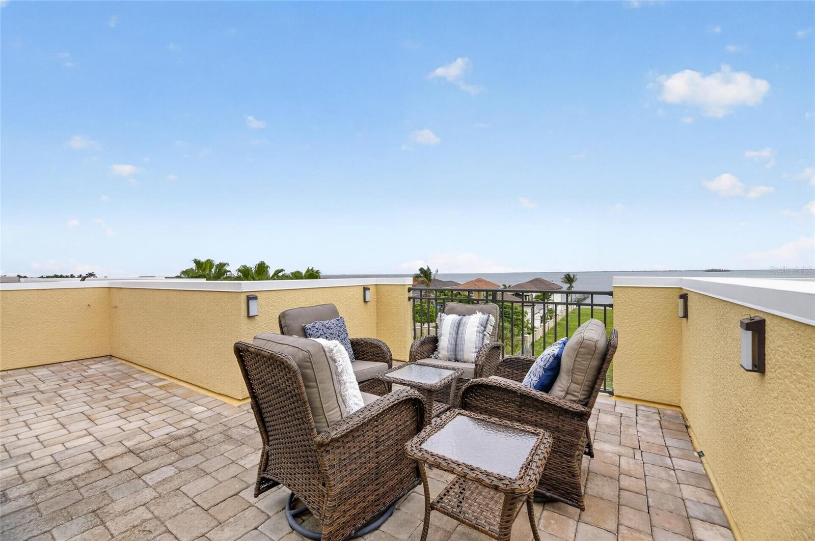 6408 Mayra Shores, Apollo Beach, FL 33572