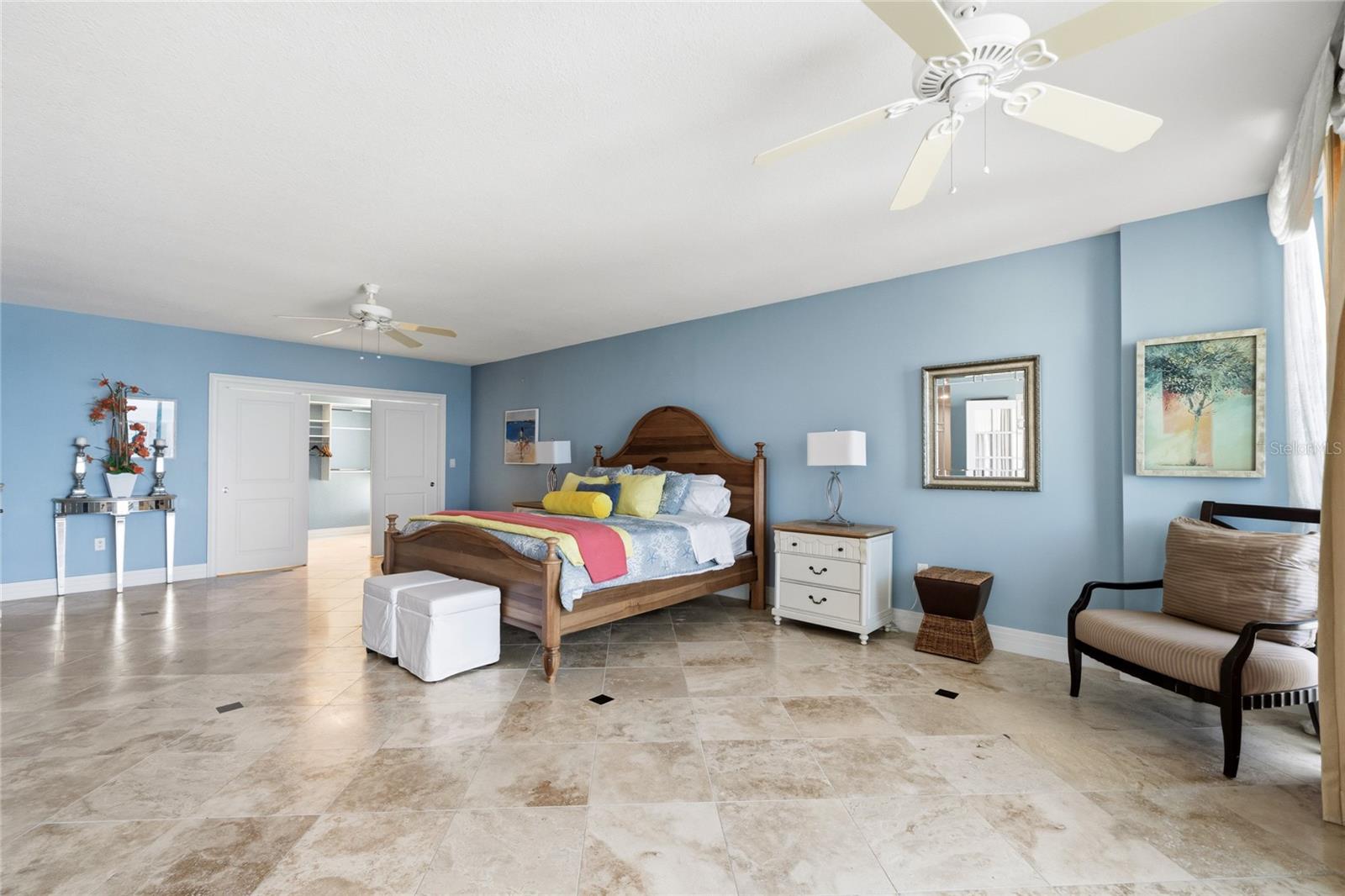 1350 Gulf Unit 901, Clearwater Beach, FL 33767