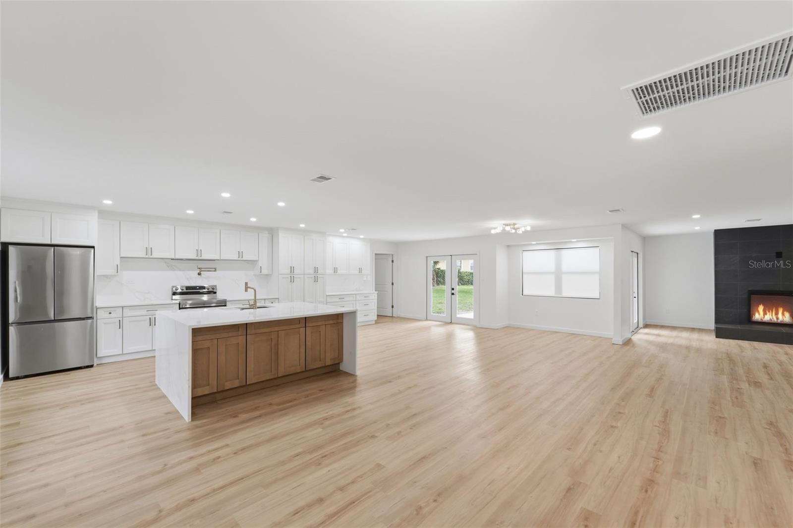 107 High, Lake Mary, FL 32746