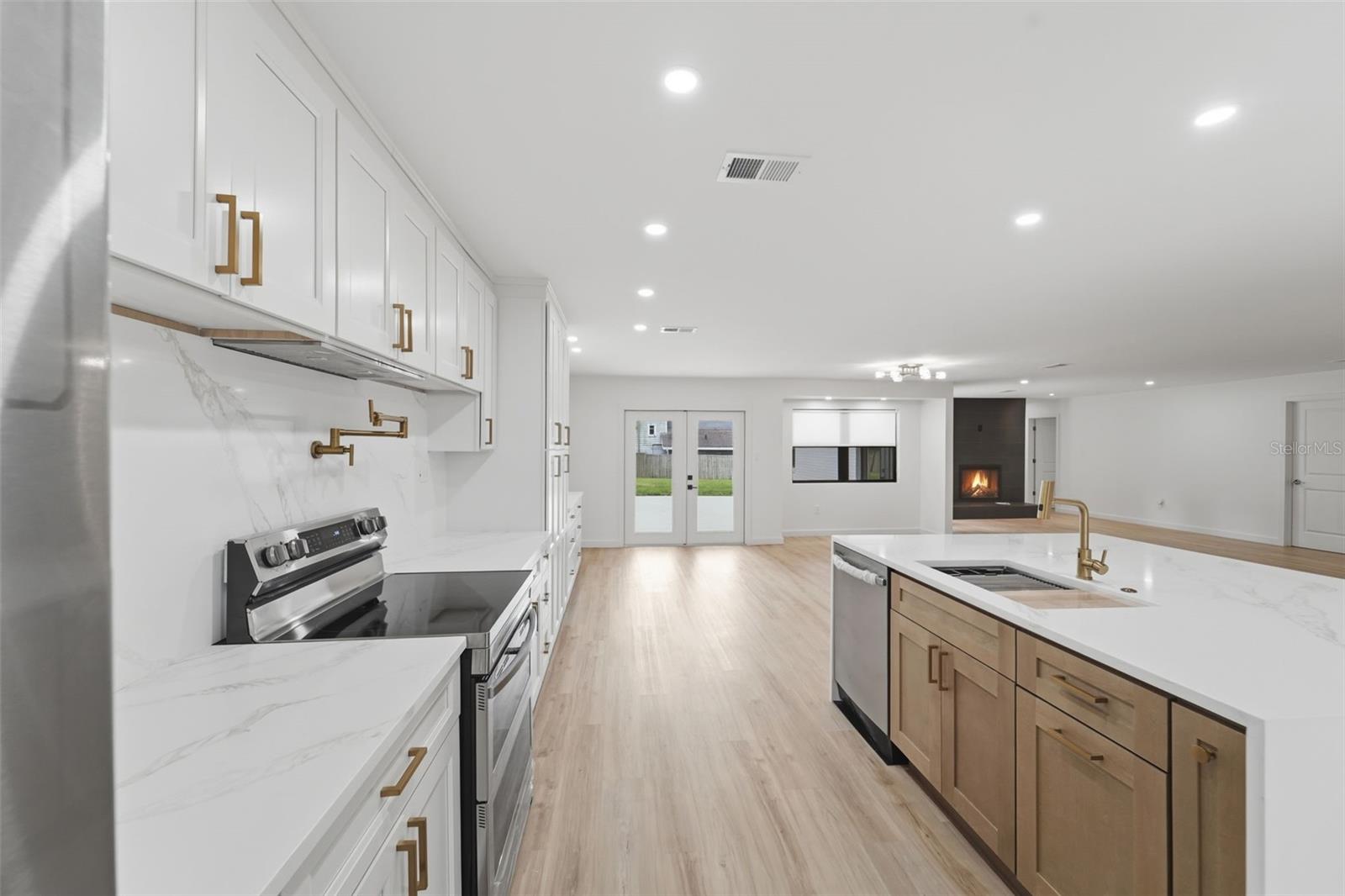 107 High, Lake Mary, FL 32746
