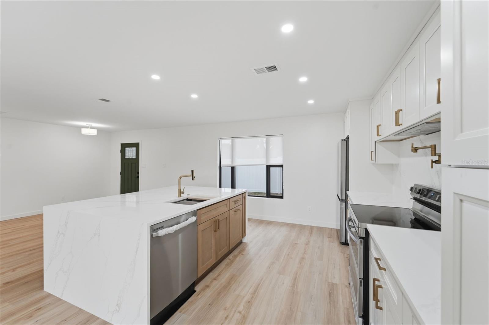 107 High, Lake Mary, FL 32746