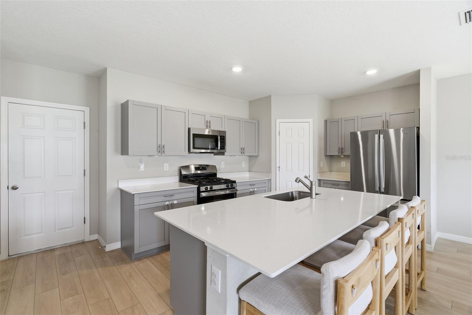 12950 Pasture Woods, Lithia, FL 33547