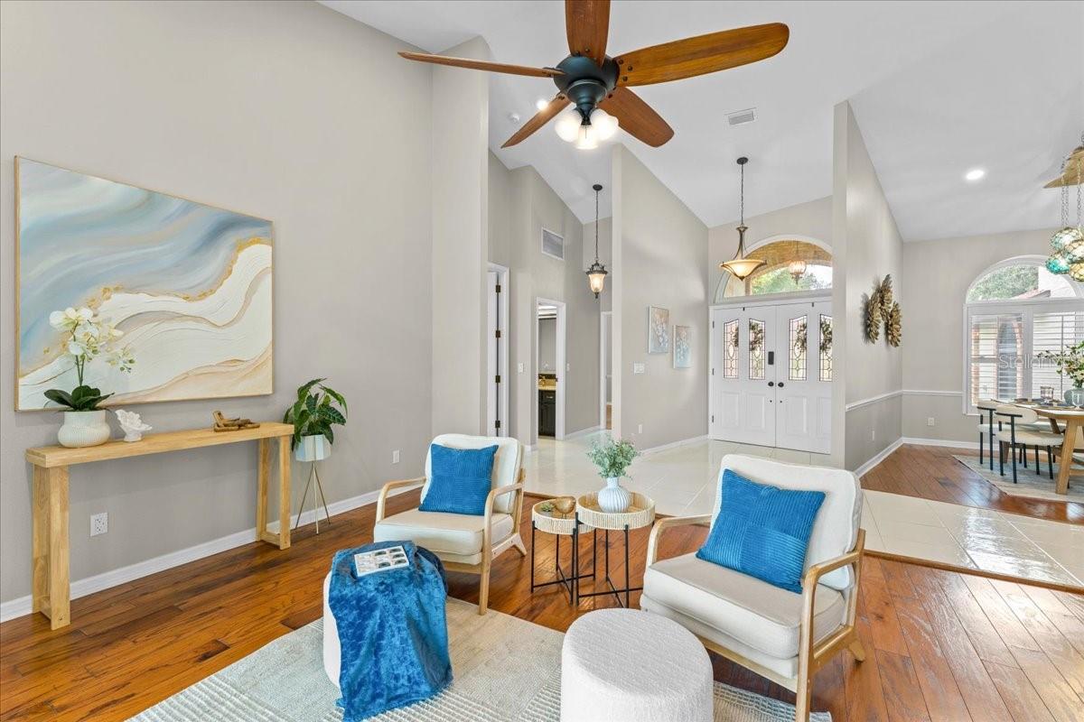 1589 Mary, Tarpon Springs, FL 34689