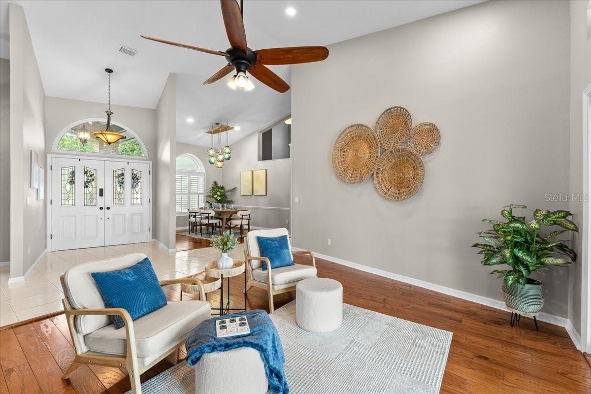 1589 Mary, Tarpon Springs, FL 34689