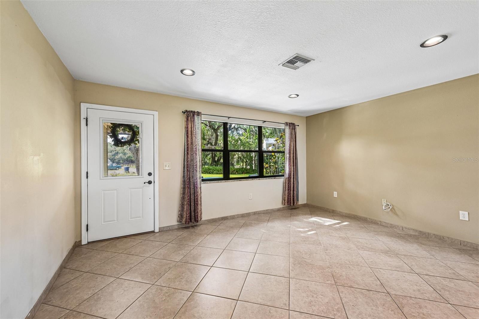 3304 Swaan, Sarasota, FL 34235