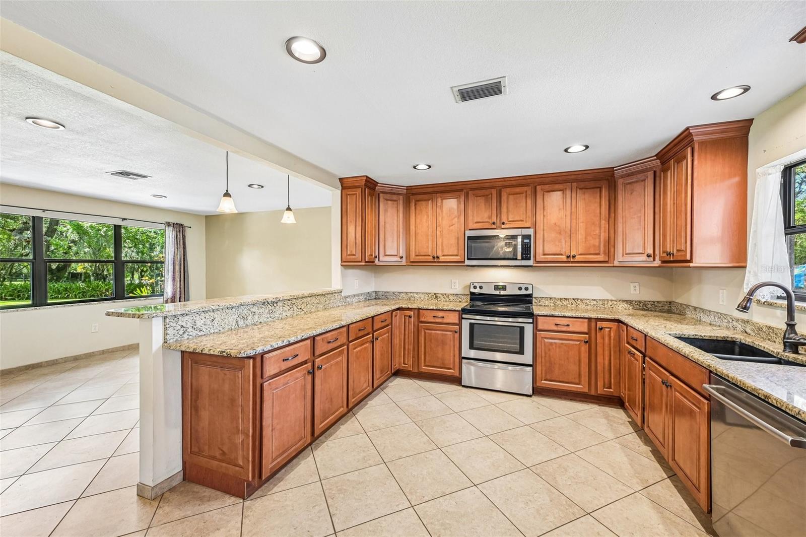 3304 Swaan, Sarasota, FL 34235
