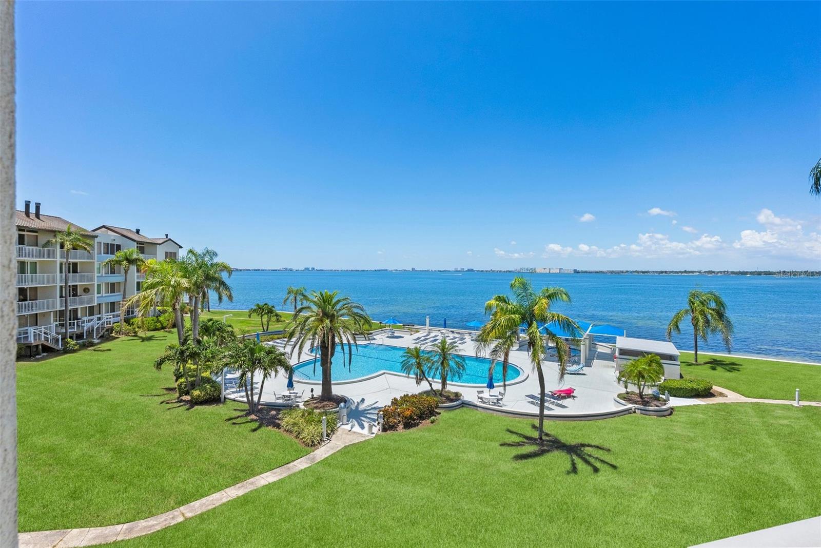 5155 Isla Key Unit 304, St Petersburg, FL 33715