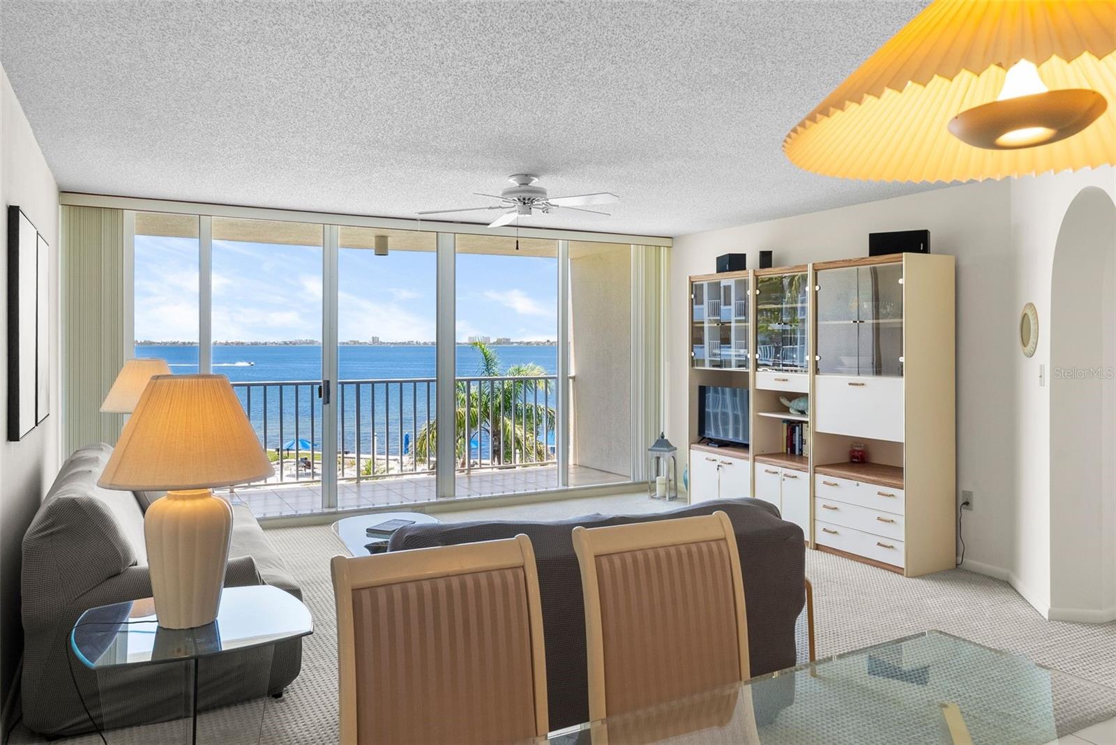 5155 Isla Key Unit 304, St Petersburg, FL 33715