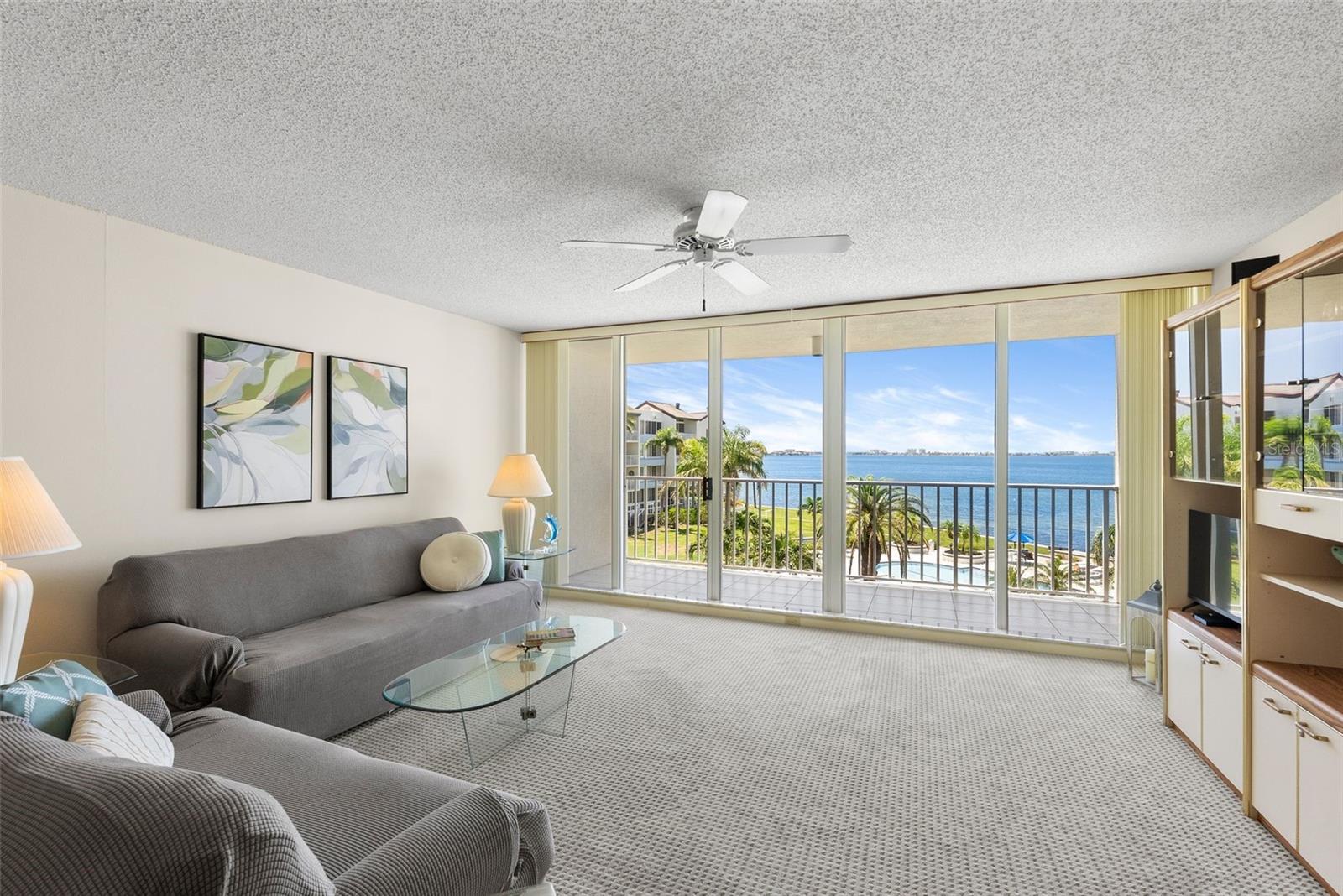5155 Isla Key Unit 304, St Petersburg, FL 33715