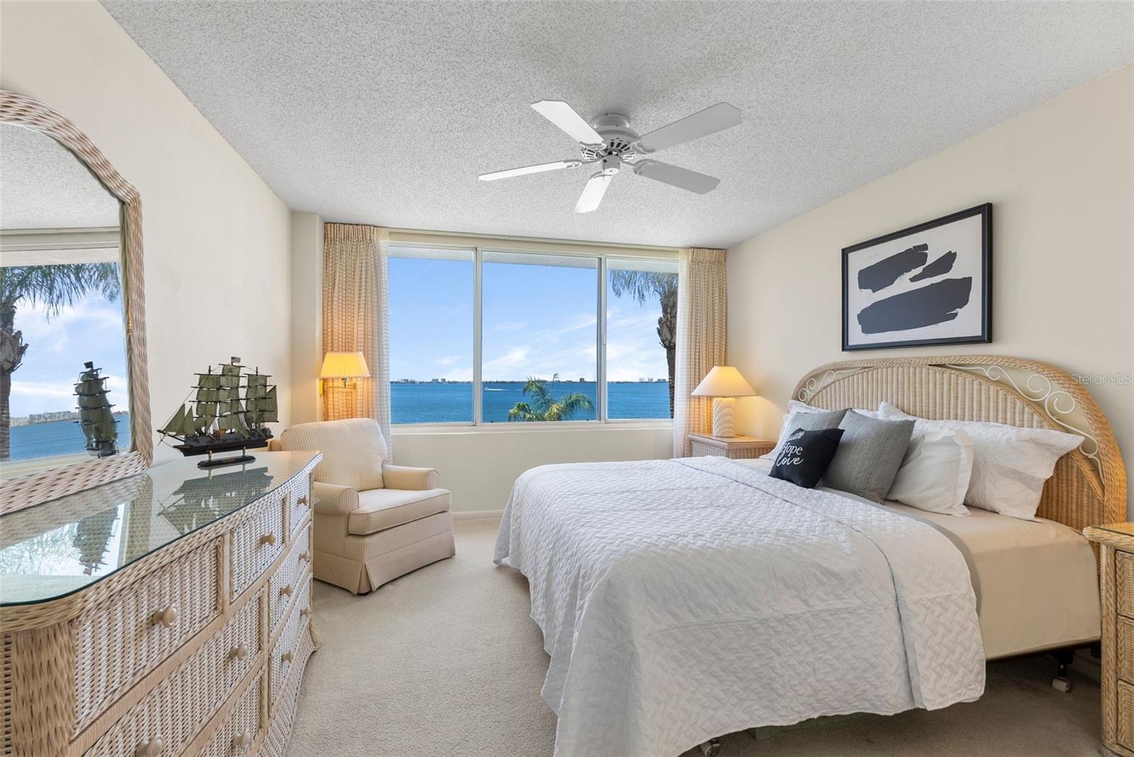 5155 Isla Key Unit 304, St Petersburg, FL 33715