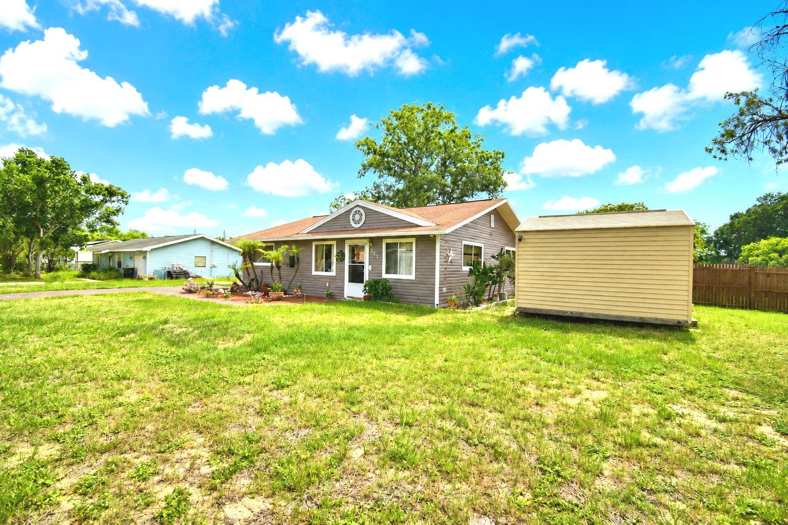 142 Martha, Lake Wales, FL 33898