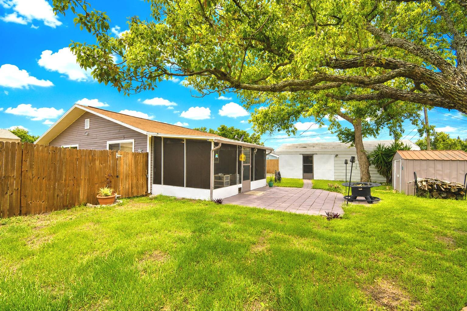 142 Martha, Lake Wales, FL 33898