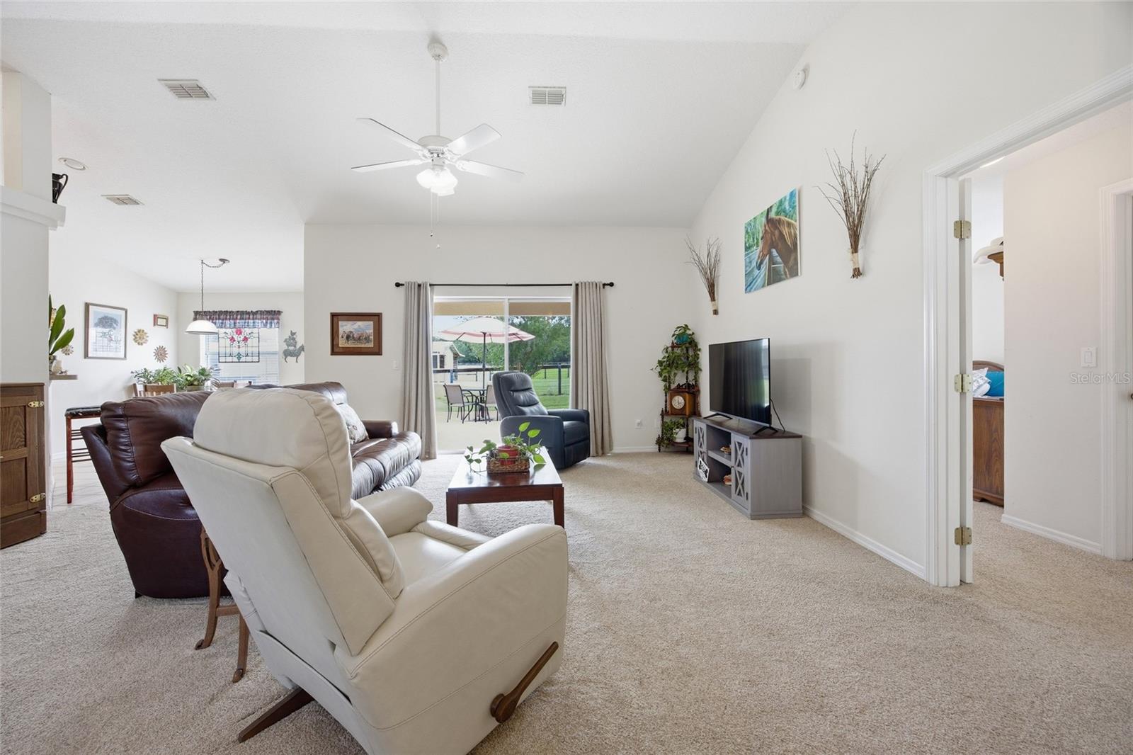 19630 15th, Morriston, FL 32668