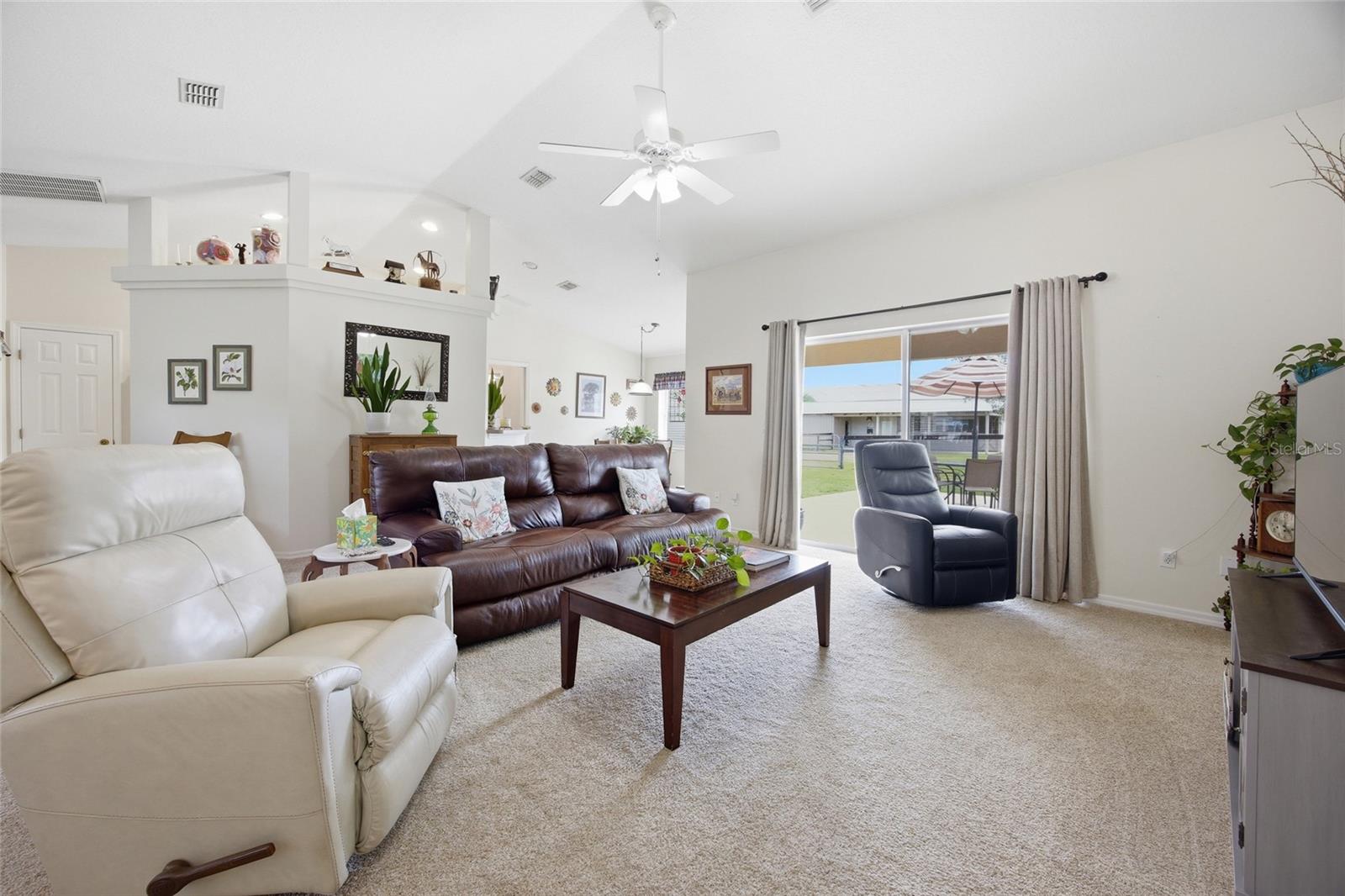 19630 15th, Morriston, FL 32668