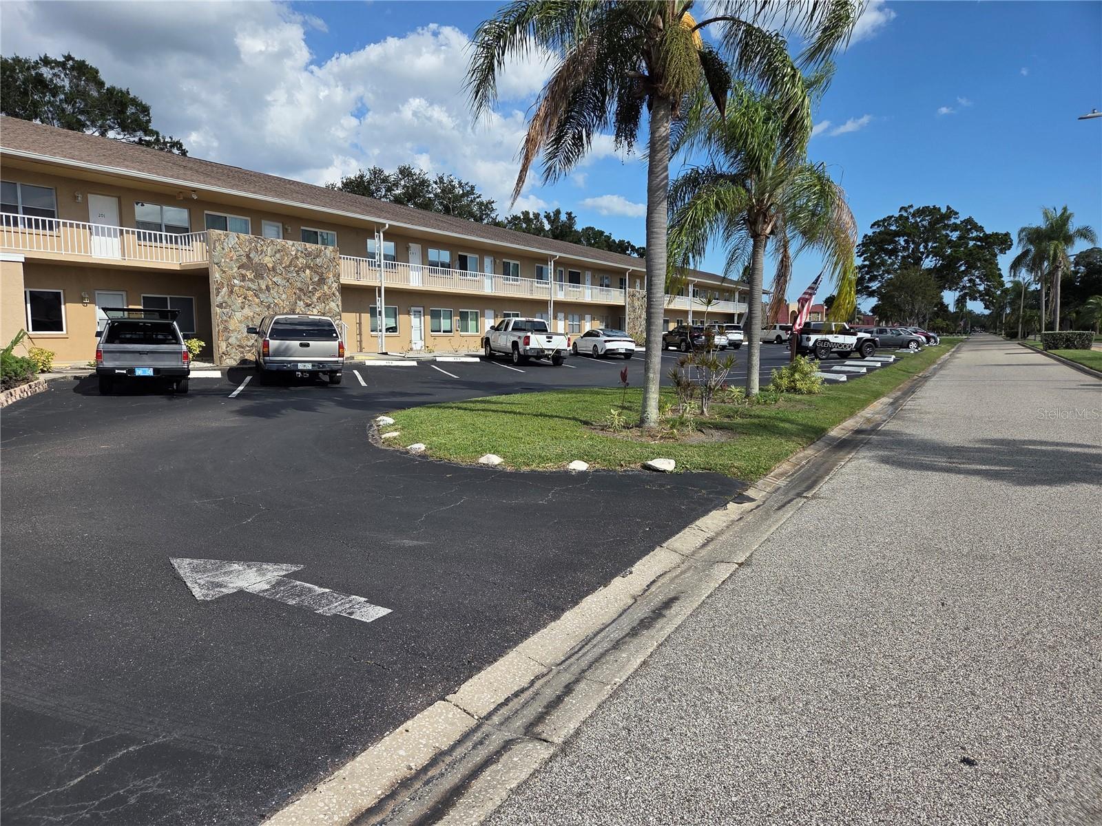 8039 Garden Unit 109, Seminole, FL 33777