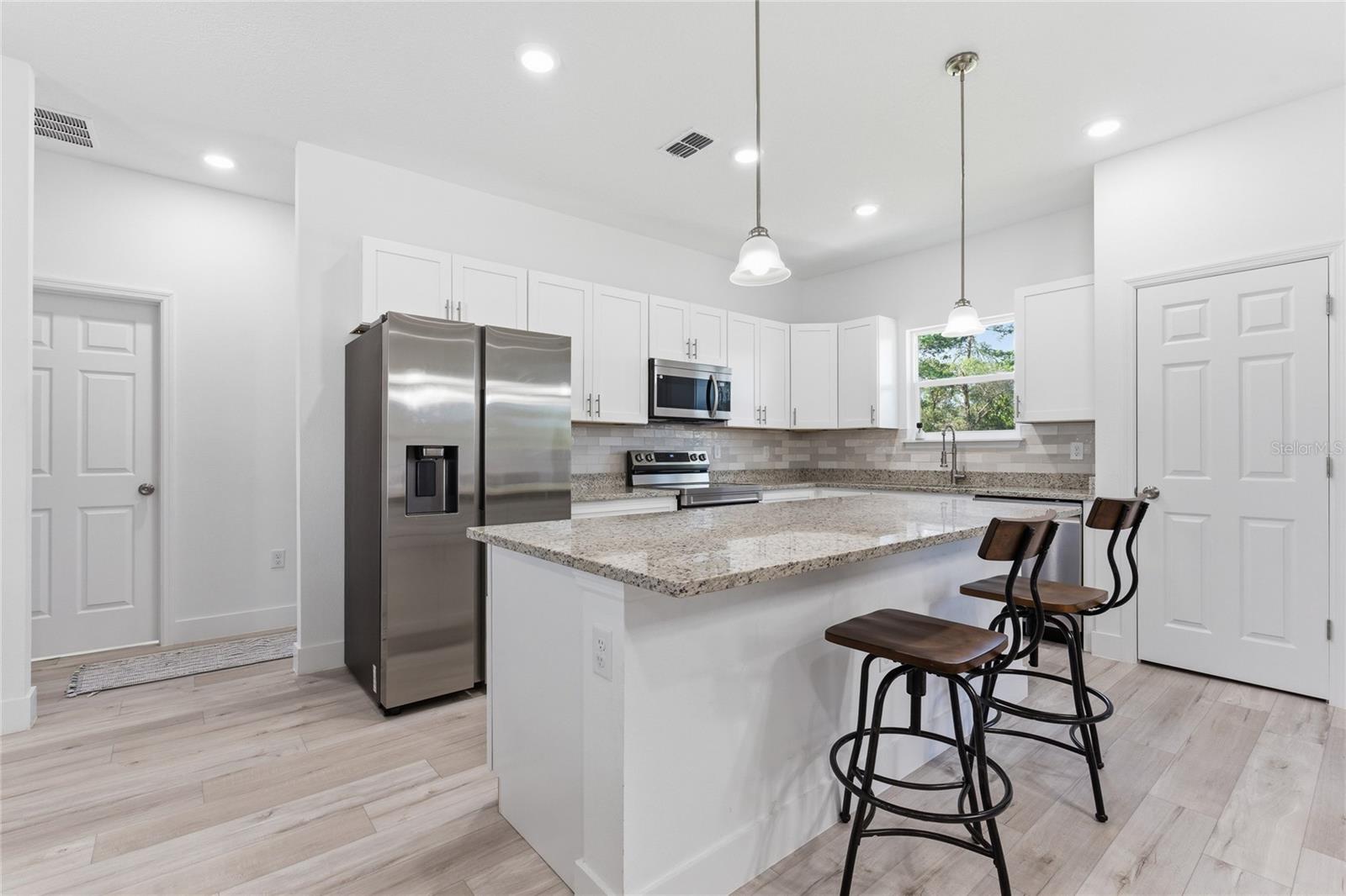 14 Fisher, Ocklawaha, FL 32179