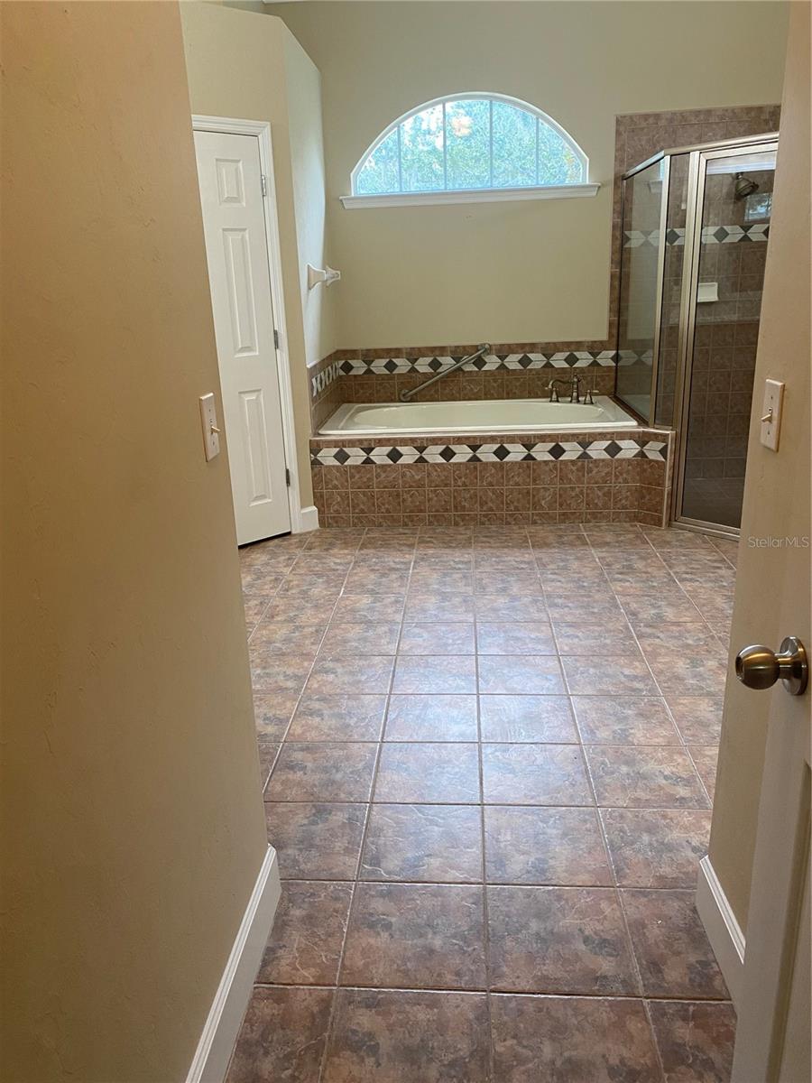 8389 80th, Gainesville, FL 32608