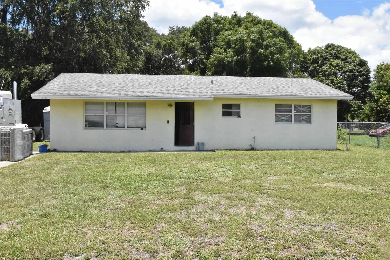 907 Pine, Immokalee, FL 34142
