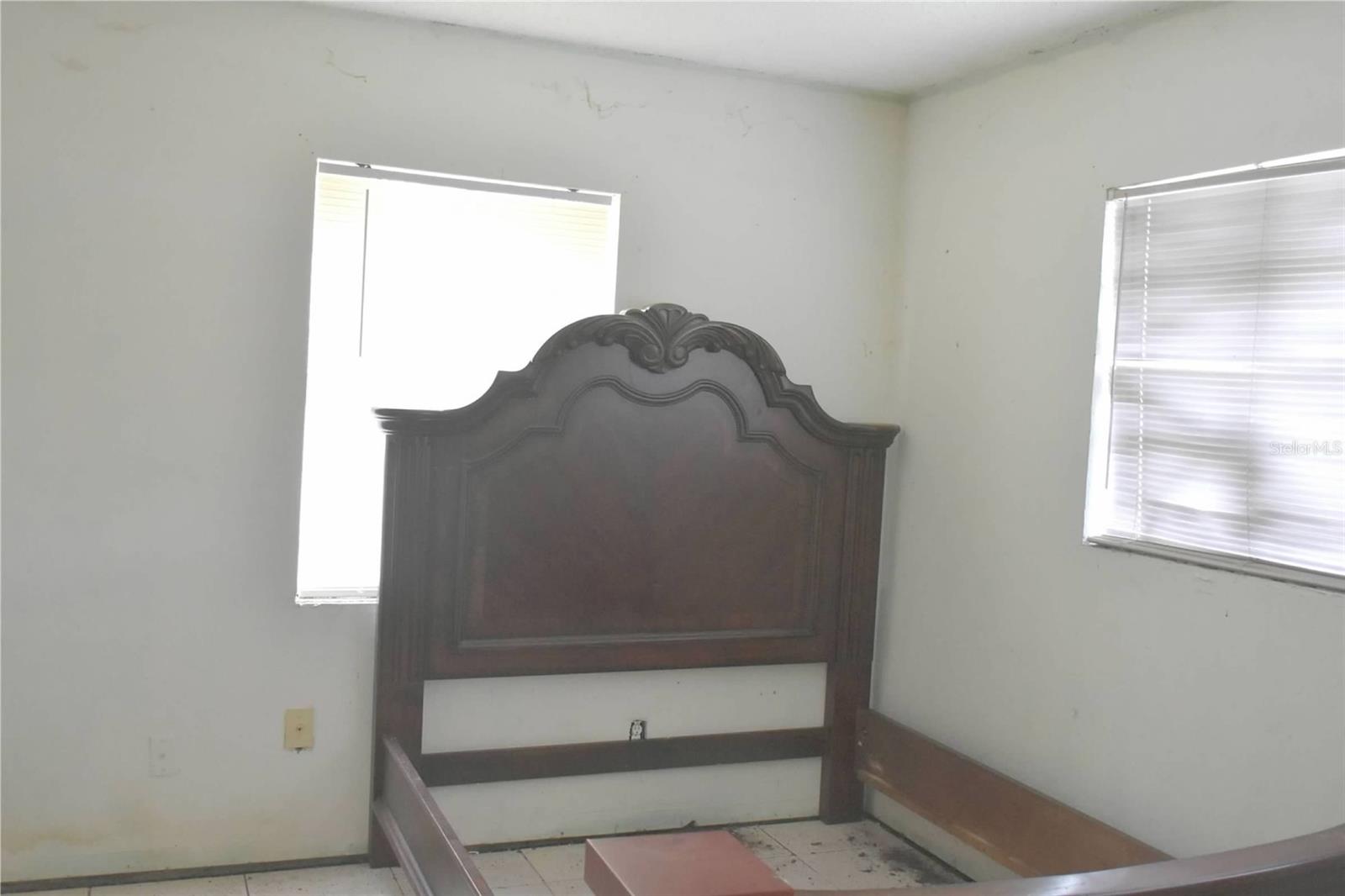 907 Pine, Immokalee, FL 34142