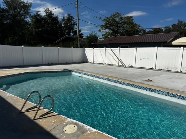 156 Pinecrest Dr, Sanford, FL 32773