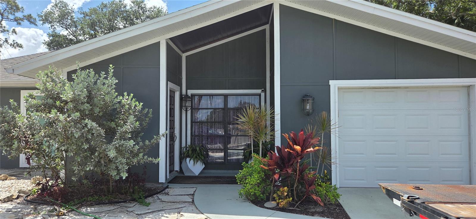221 Dade, Sarasota, FL 34232