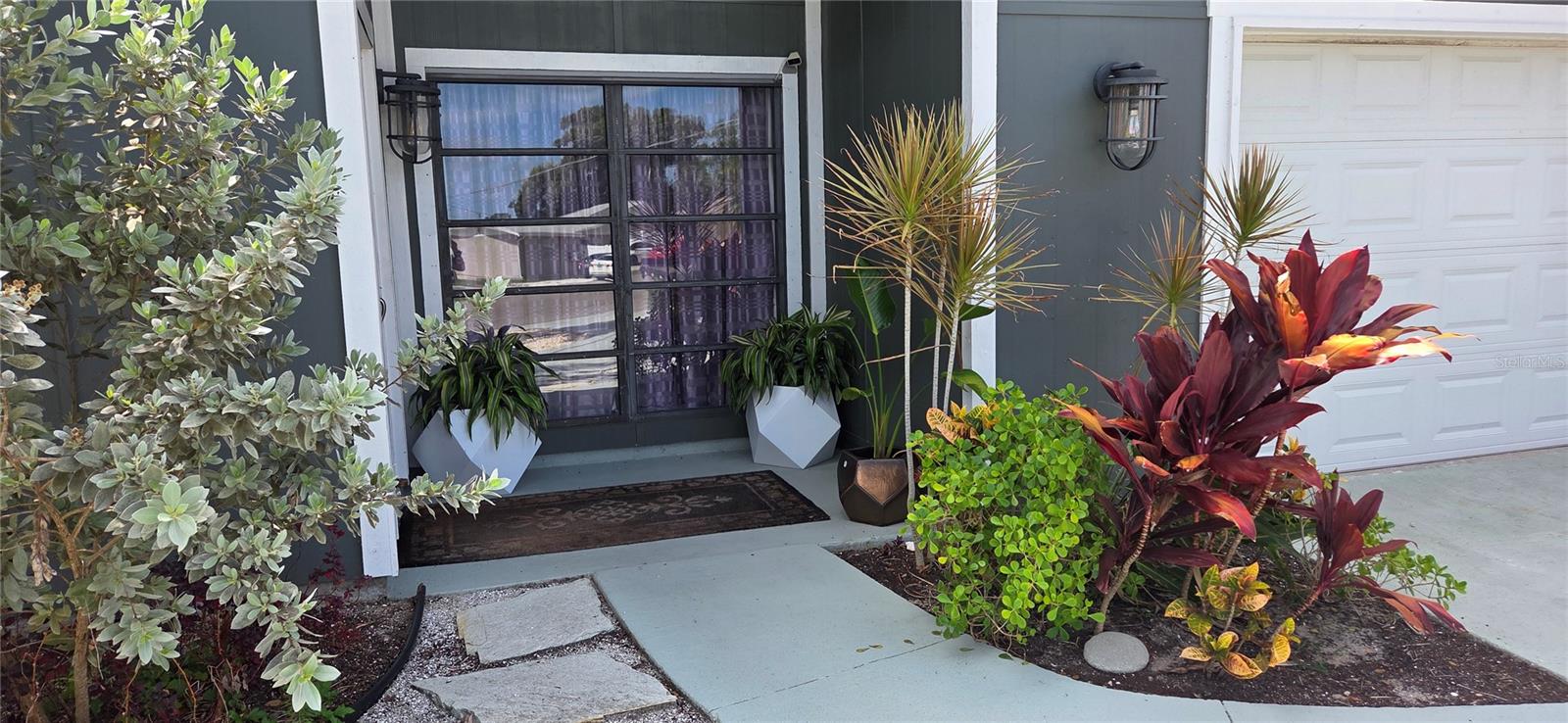 221 Dade, Sarasota, FL 34232