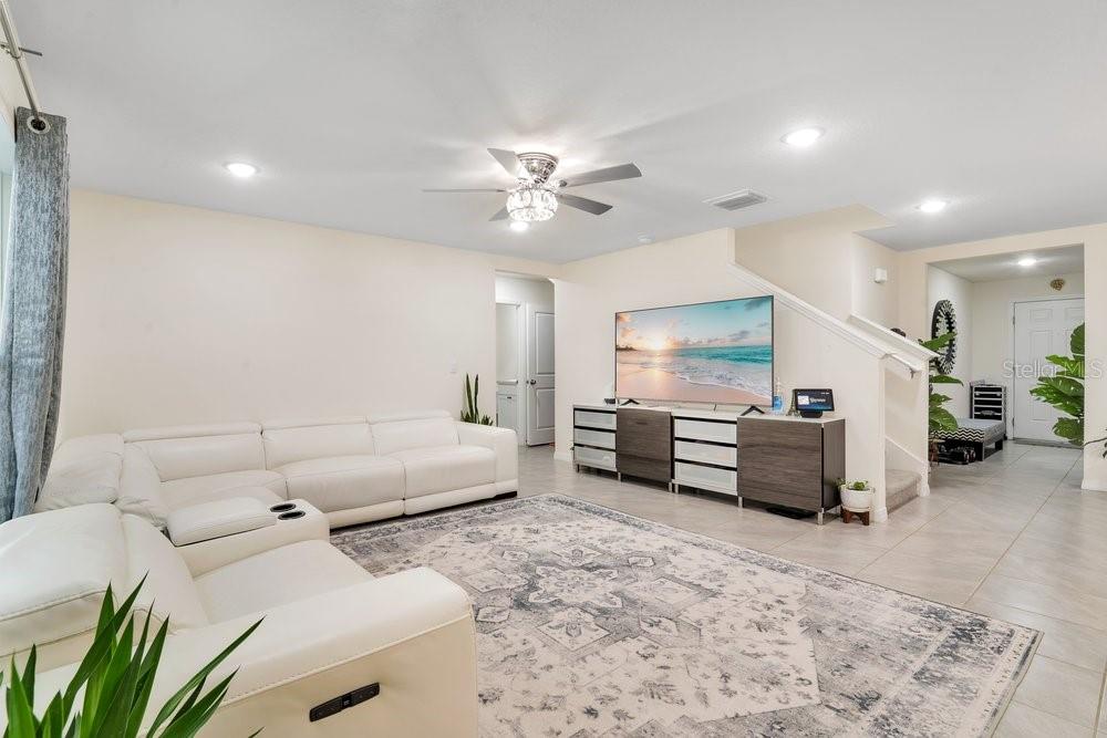 35704 Doveland, Zephyrhills, FL 33541
