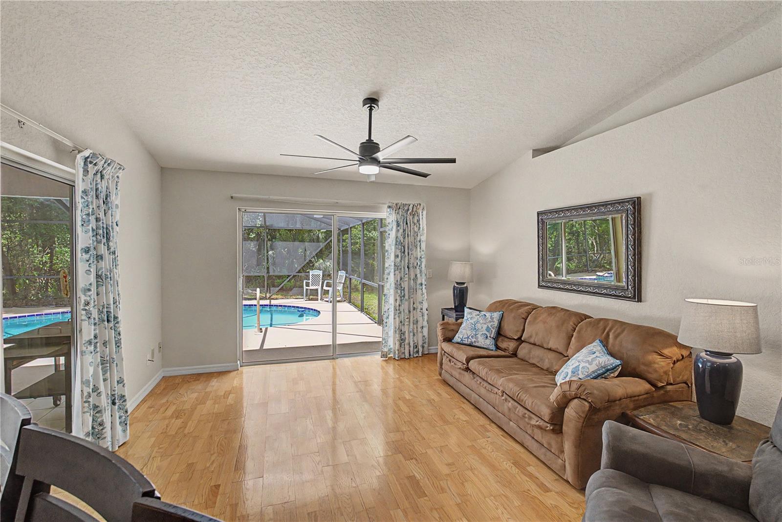 7999 187th, Dunnellon, FL 34432