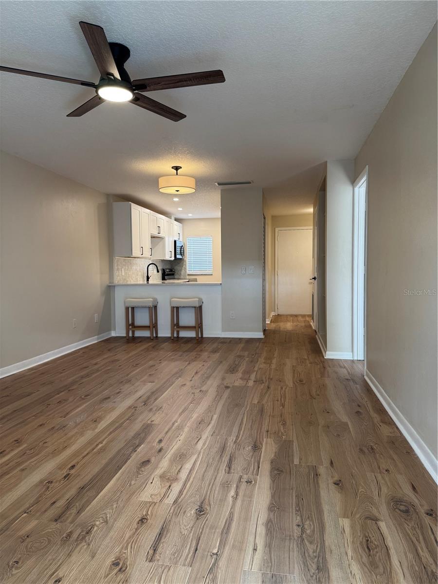 3819 Oak Unit I42, Tampa, FL 33611