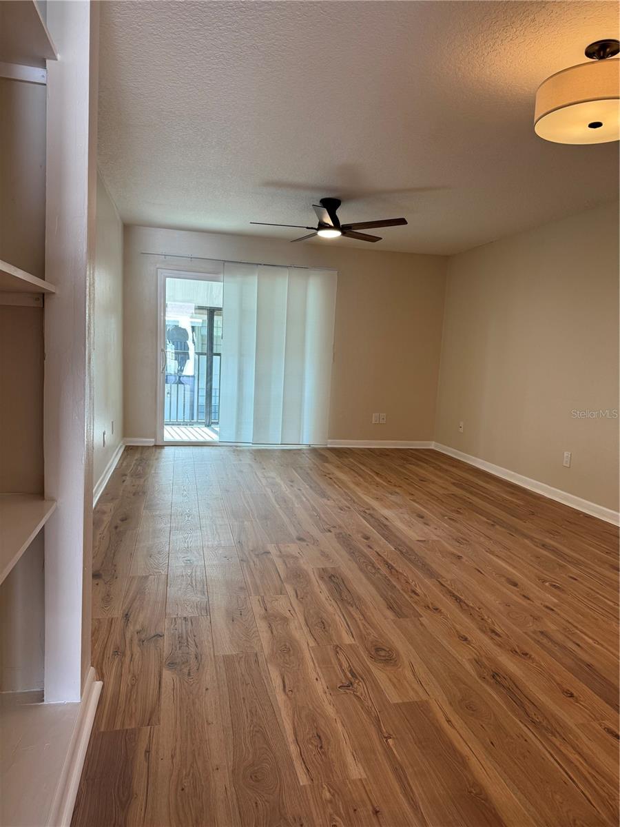 3819 Oak Unit I42, Tampa, FL 33611