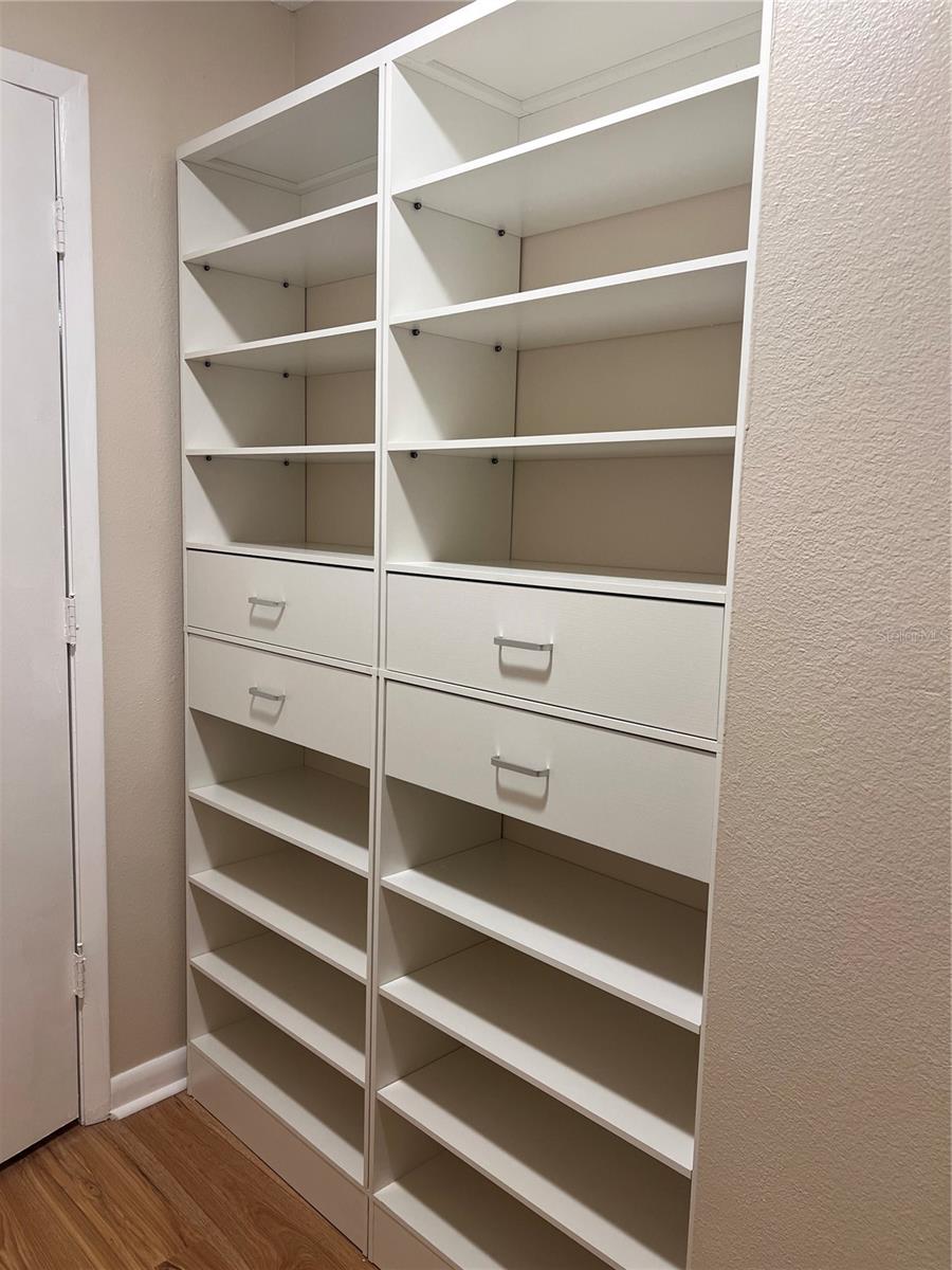 3819 Oak Unit I42, Tampa, FL 33611
