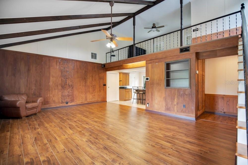110 Washington, Deland, FL 32720