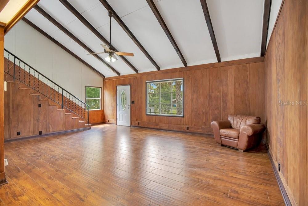 110 Washington, Deland, FL 32720