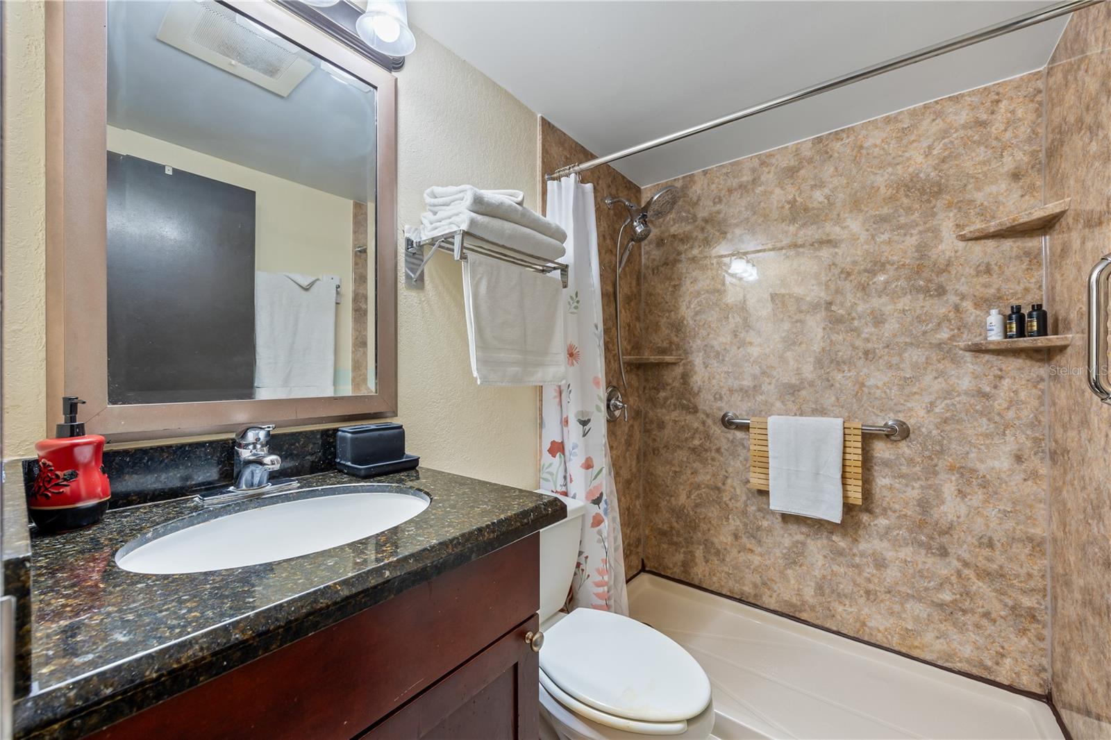 611 Destiny Unit 204, Ruskin, FL 33570