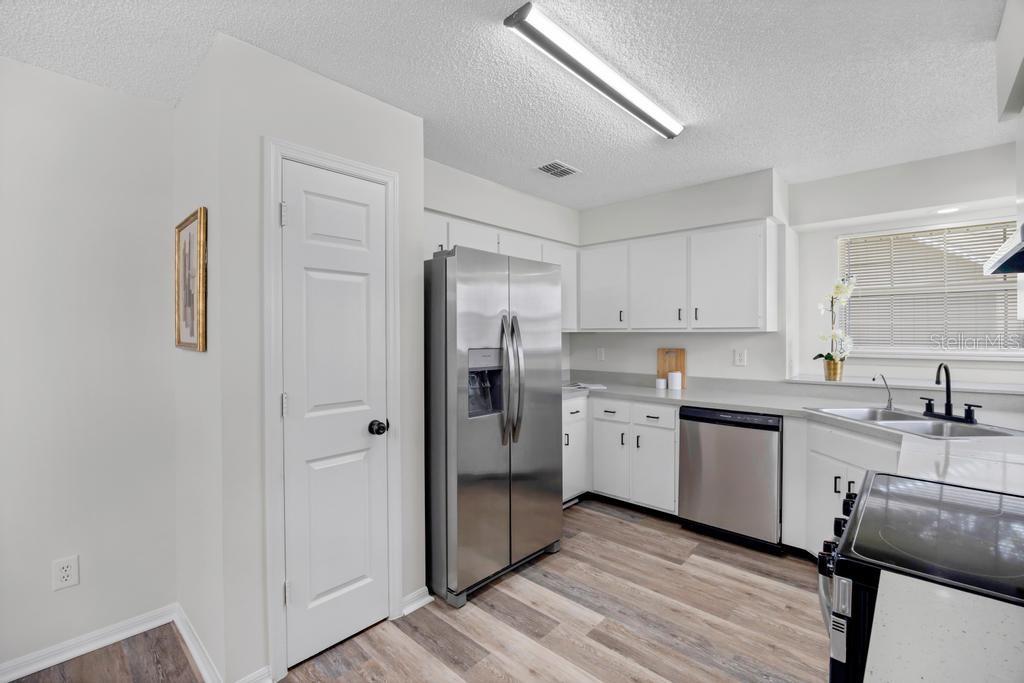 6109 1st, Palatka, FL 32177