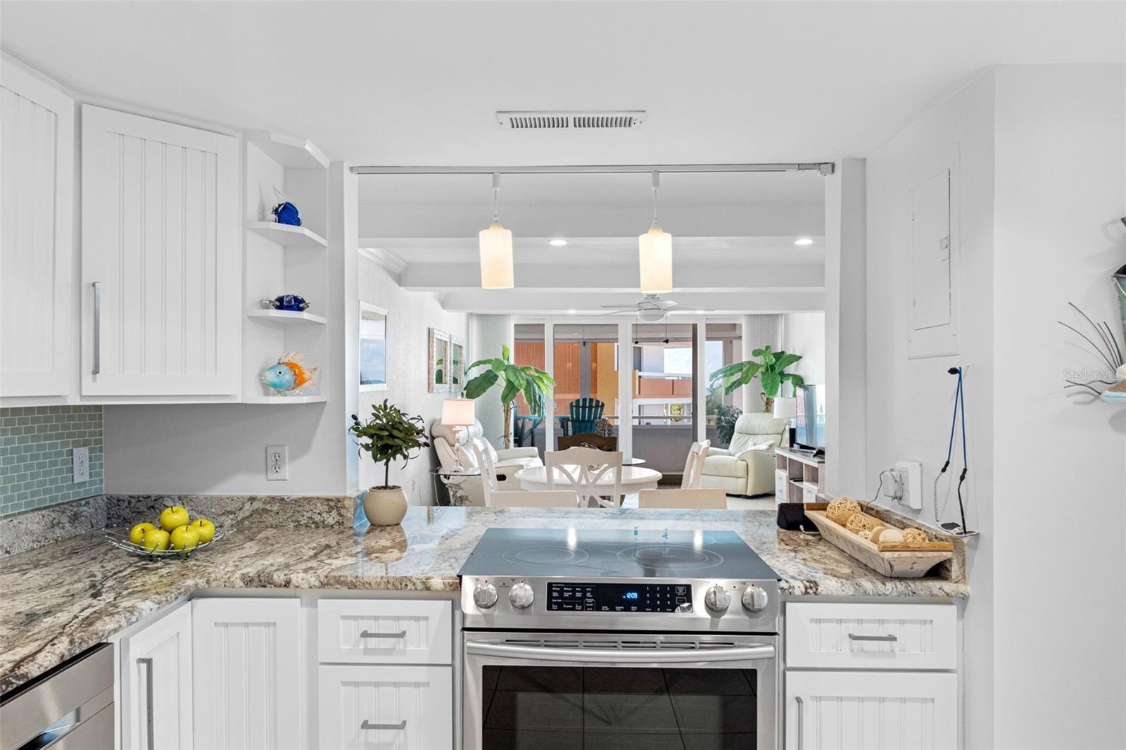 17920 Gulf Unit 302, Redington Shores, FL 33708