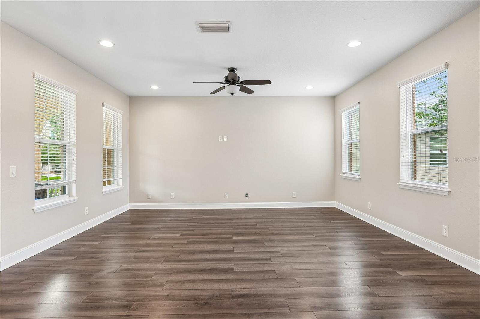 5233 Suncatcher, Wesley Chapel, FL 33545