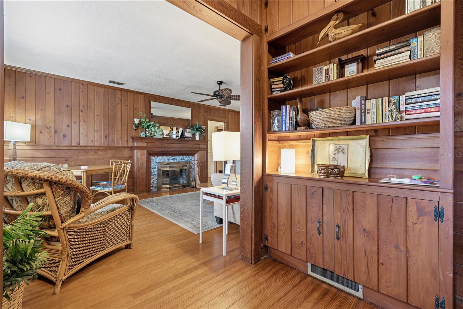 411 48th, Bradenton, FL 34209
