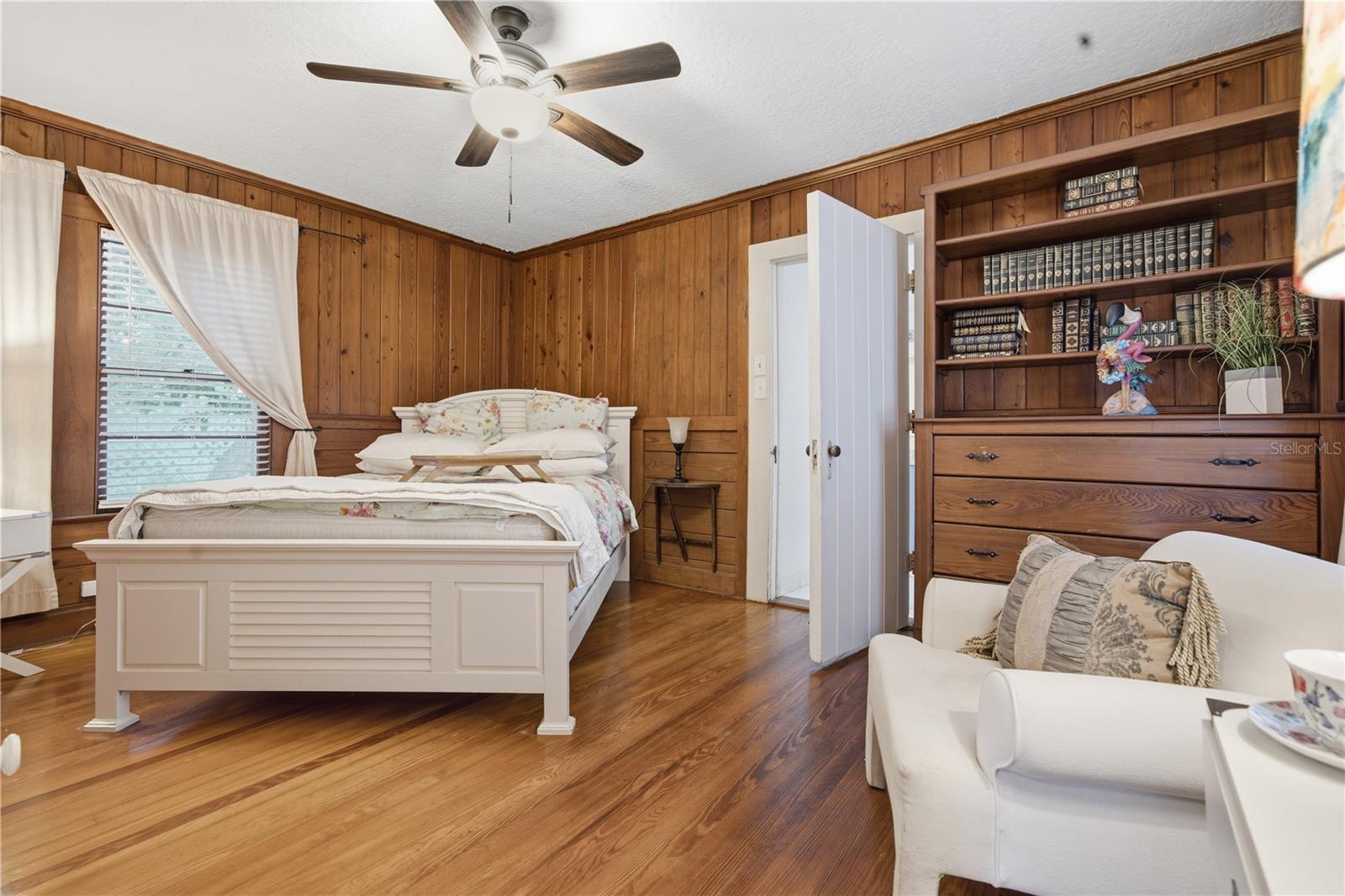 411 48th, Bradenton, FL 34209