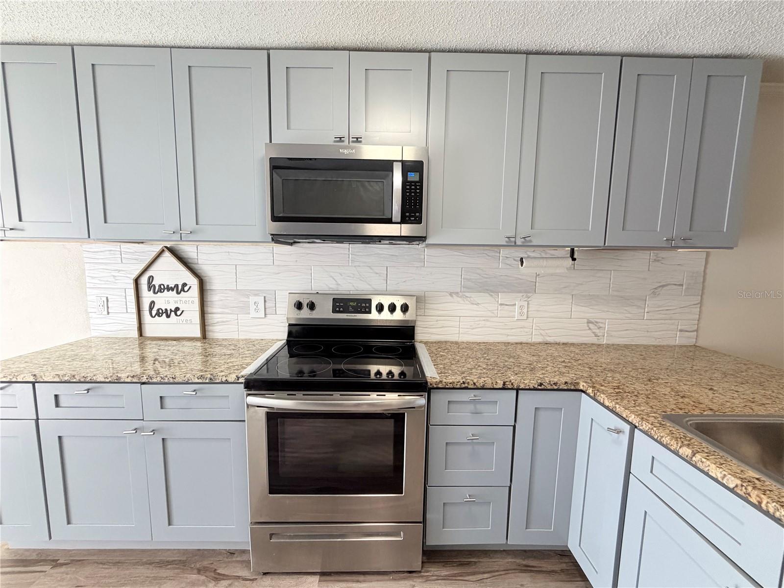 1128 Sophie, Orlando, FL 32828