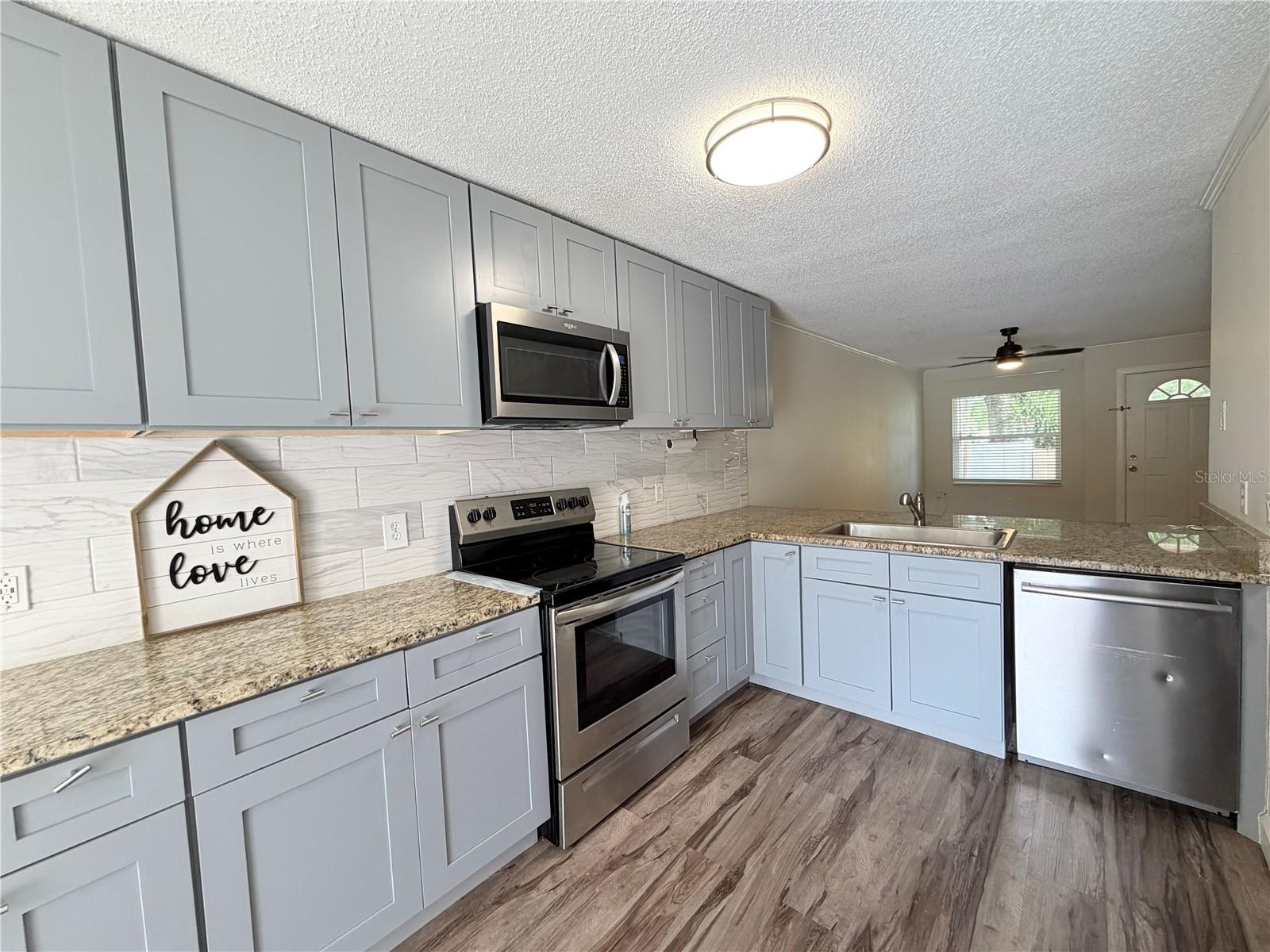 1128 Sophie, Orlando, FL 32828