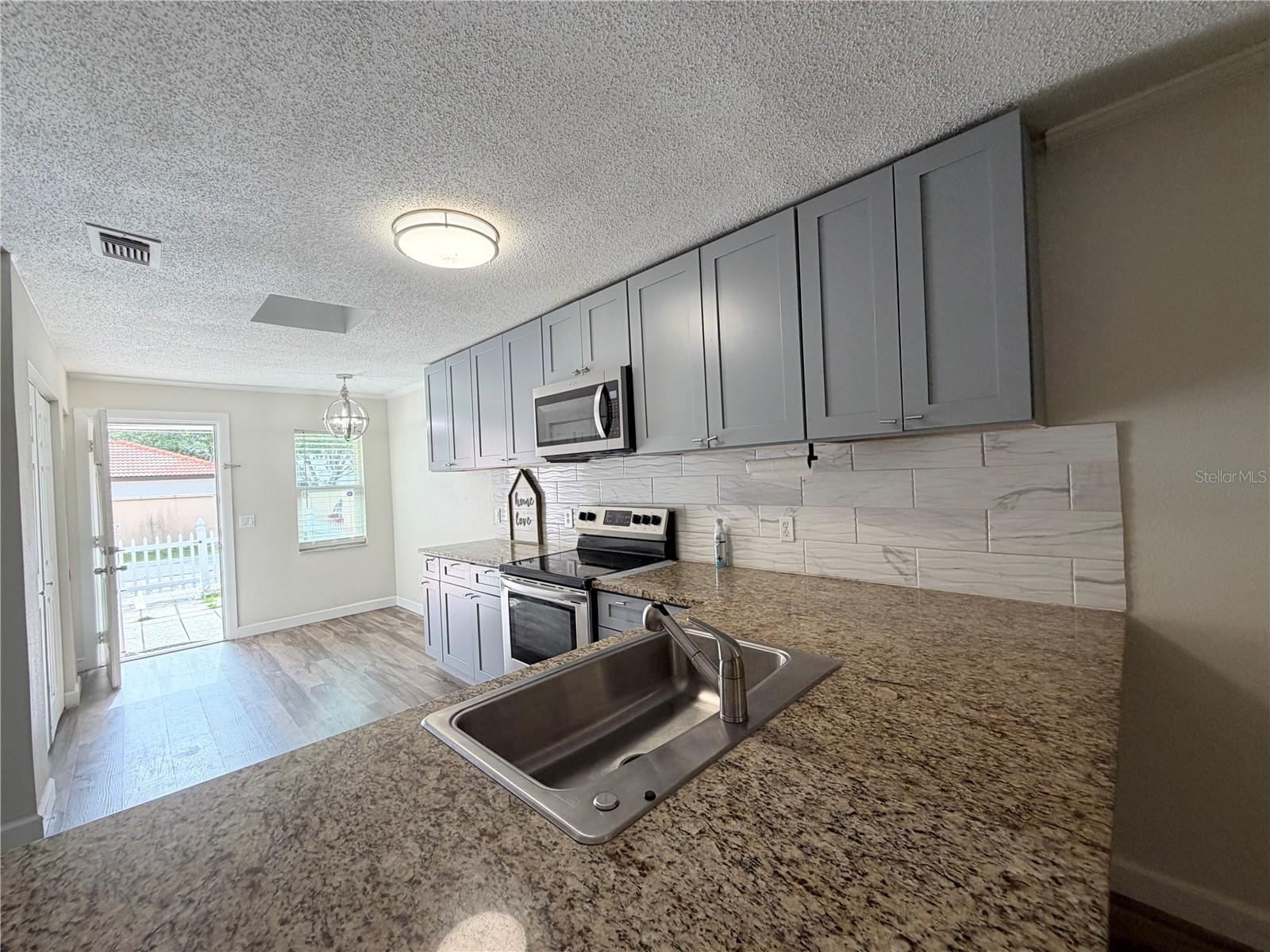 1128 Sophie, Orlando, FL 32828
