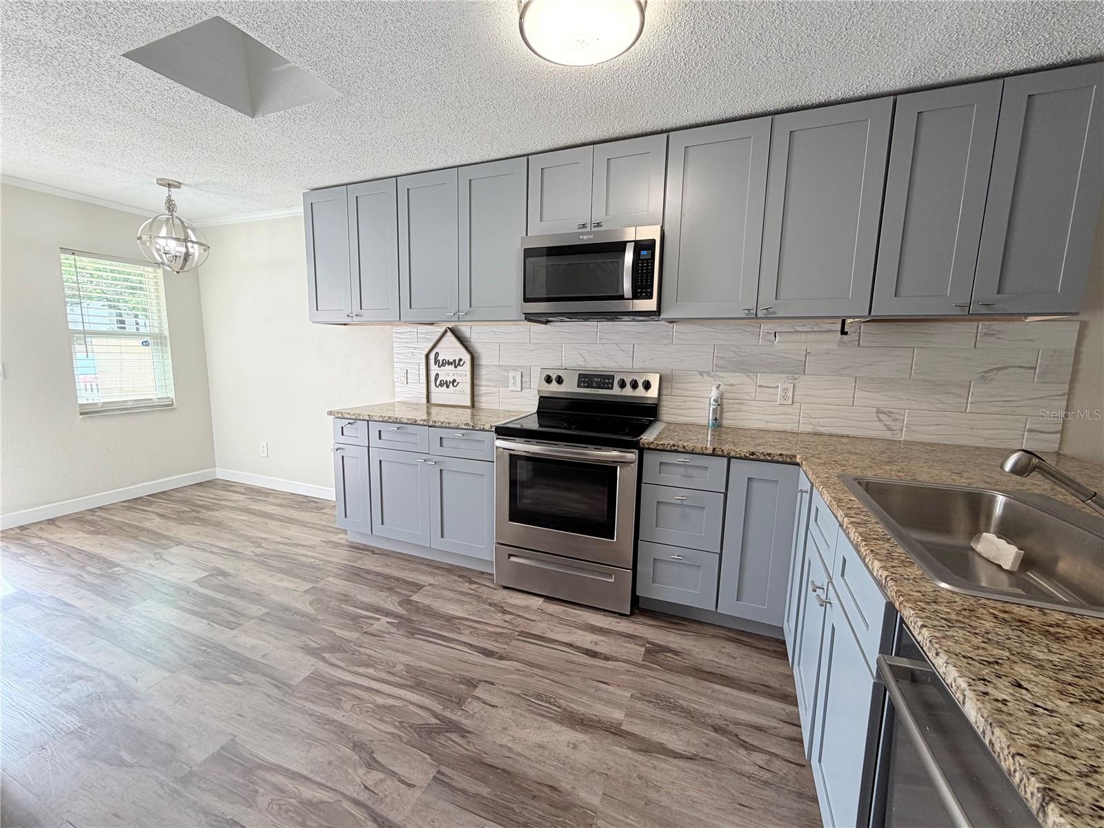 1128 Sophie, Orlando, FL 32828