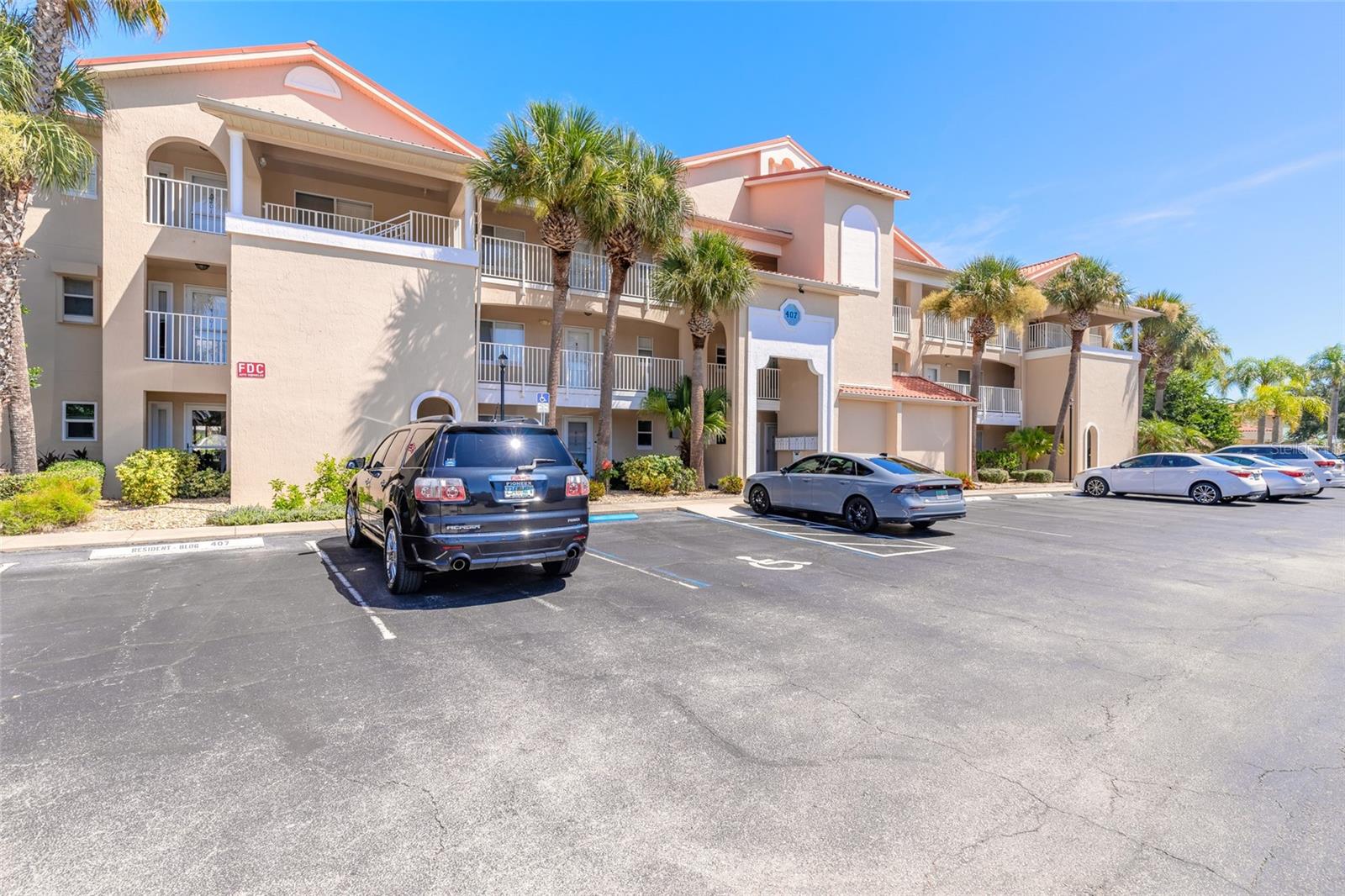 407 Bouchelle Unit 303, New Smyrna Beach, FL 32169