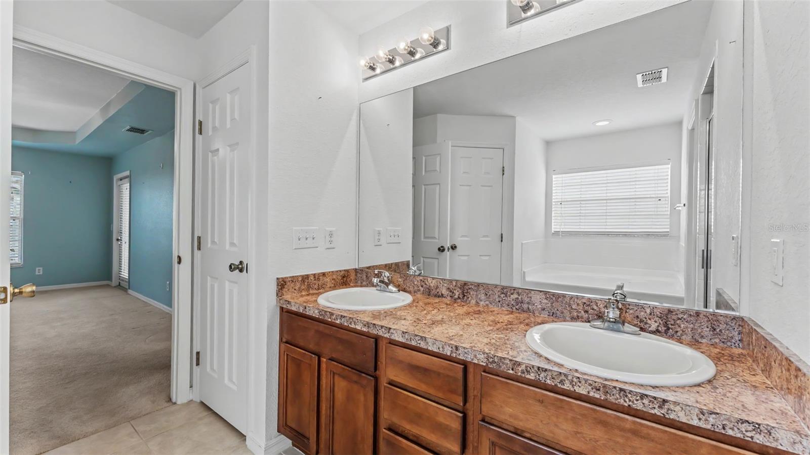265 Majestic Gardens, Winter Haven, FL 33880