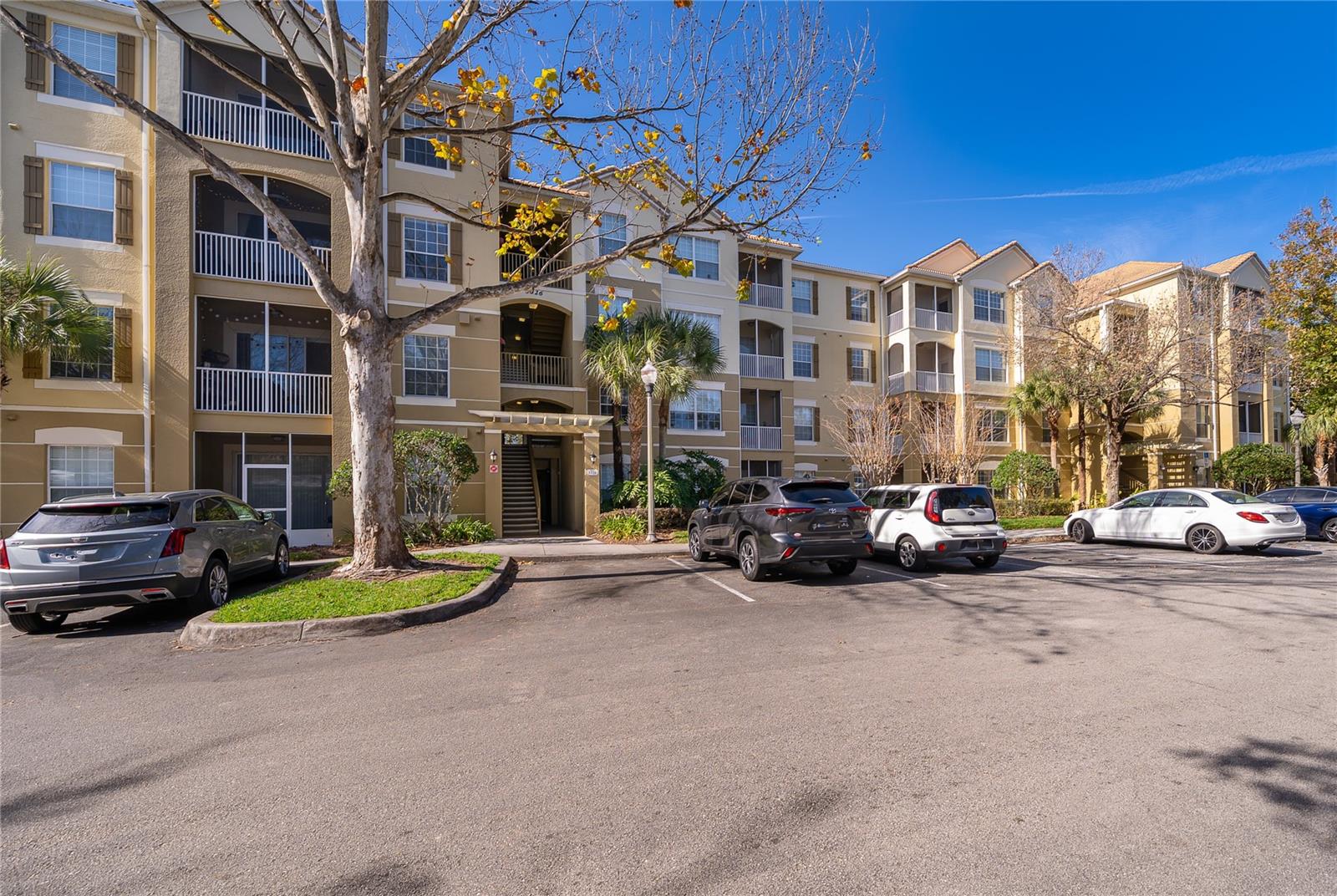 3326 Robert Trent Jones Unit 107, Orlando, FL 32835