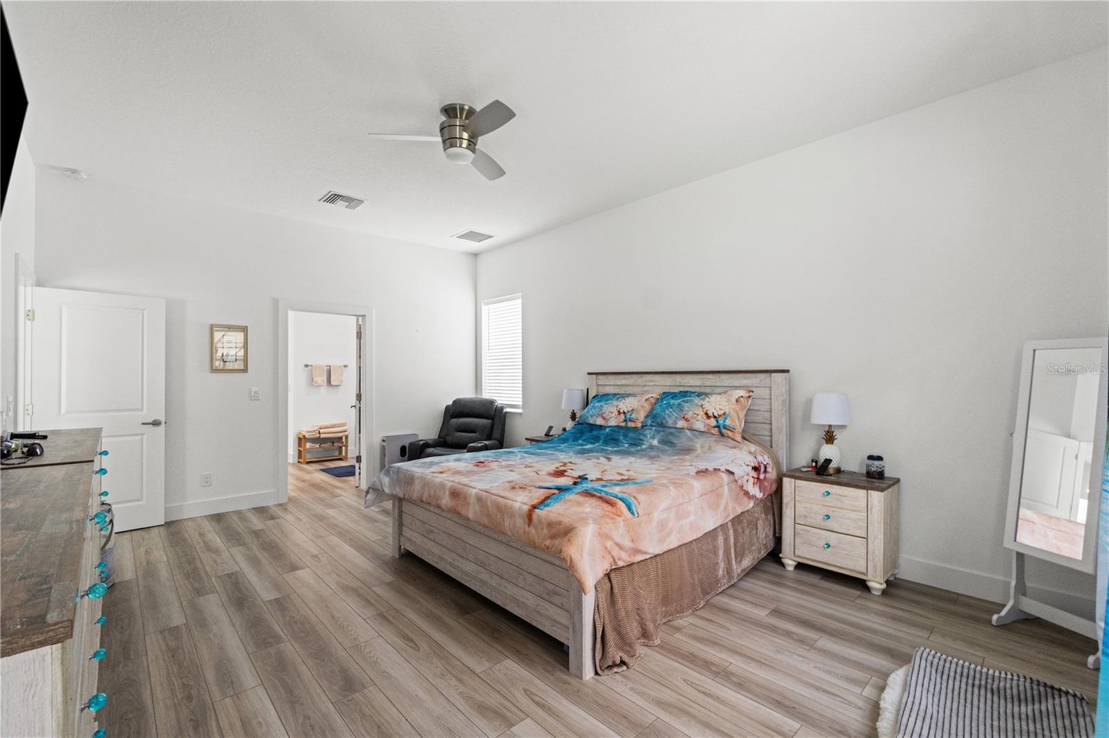 11153 Wood Owl, Weeki Wachee, FL 34614