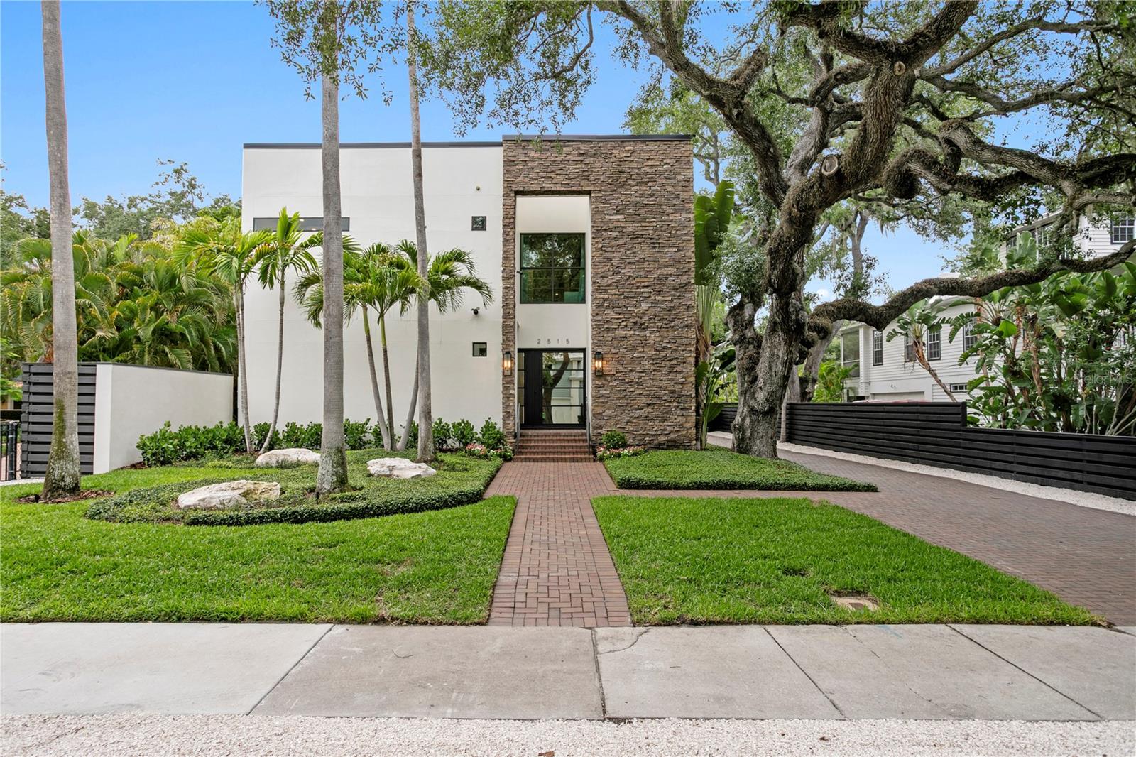 2515 Shell Point, Tampa, FL 33611