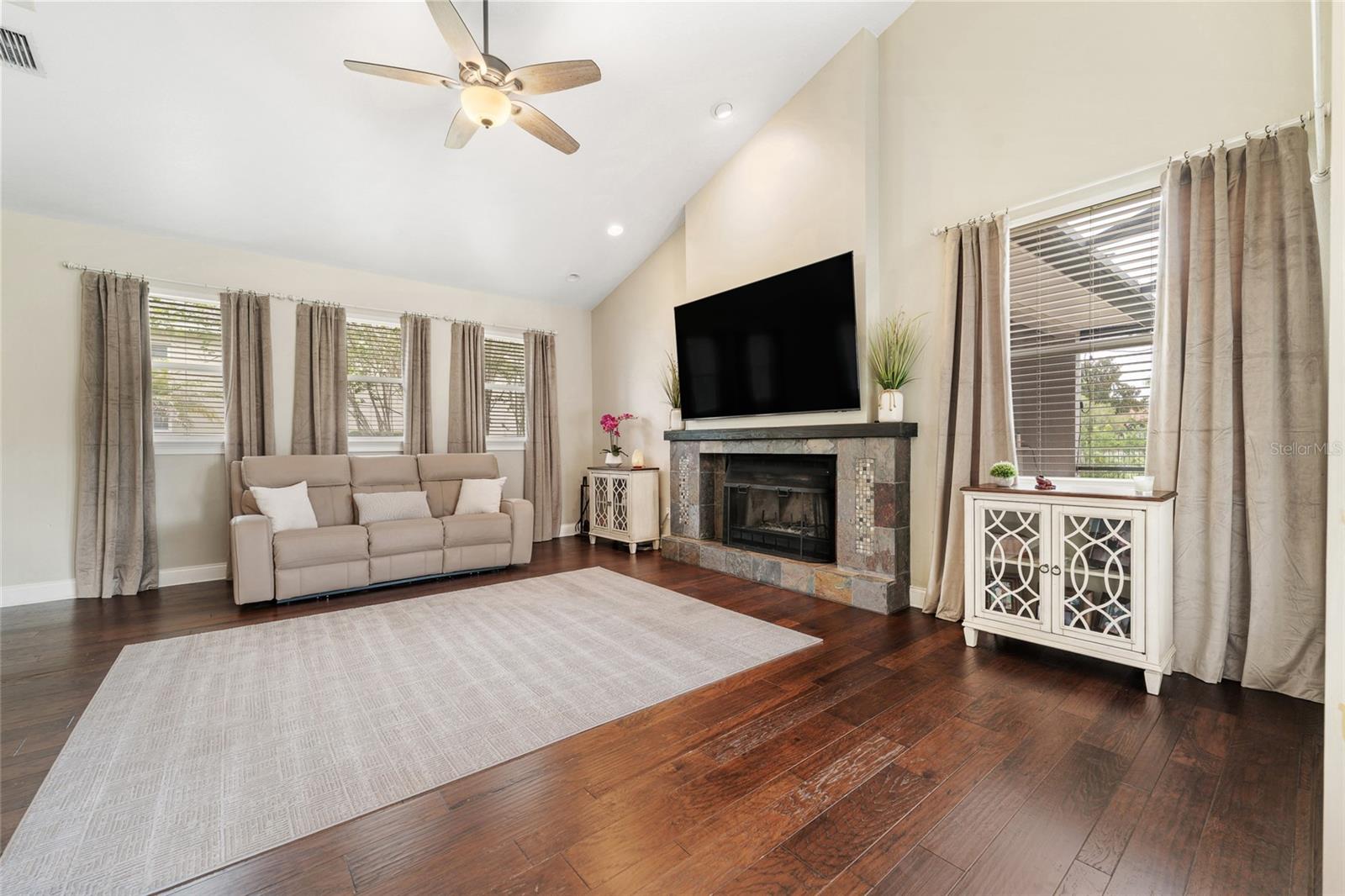 8612 Oldbridge, Orlando, FL 32819