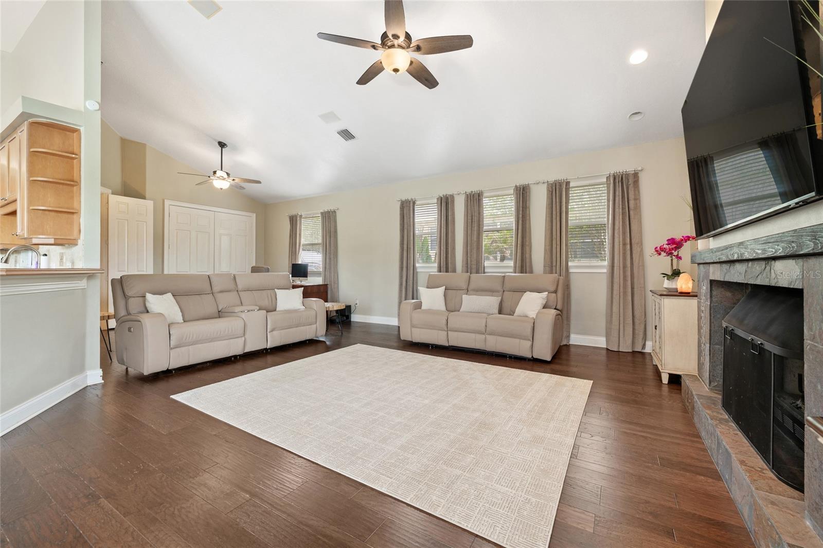 8612 Oldbridge, Orlando, FL 32819